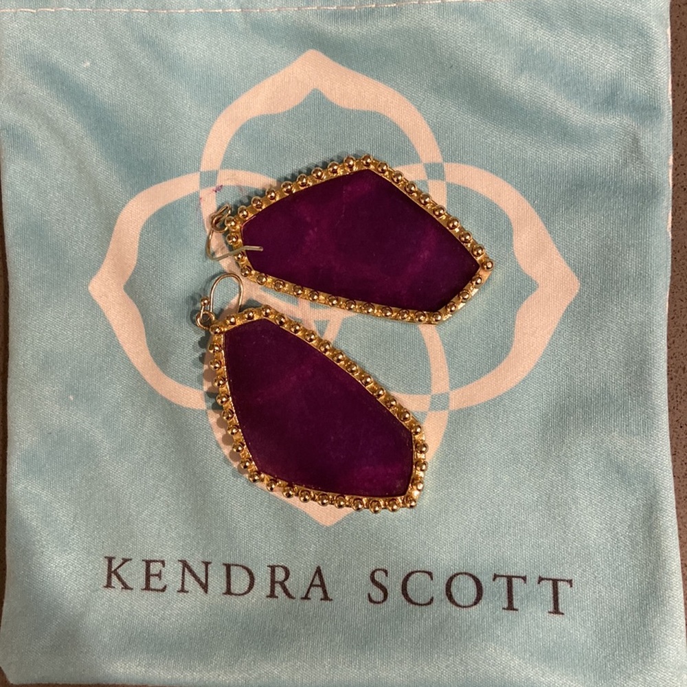 Purple Jade Huttons